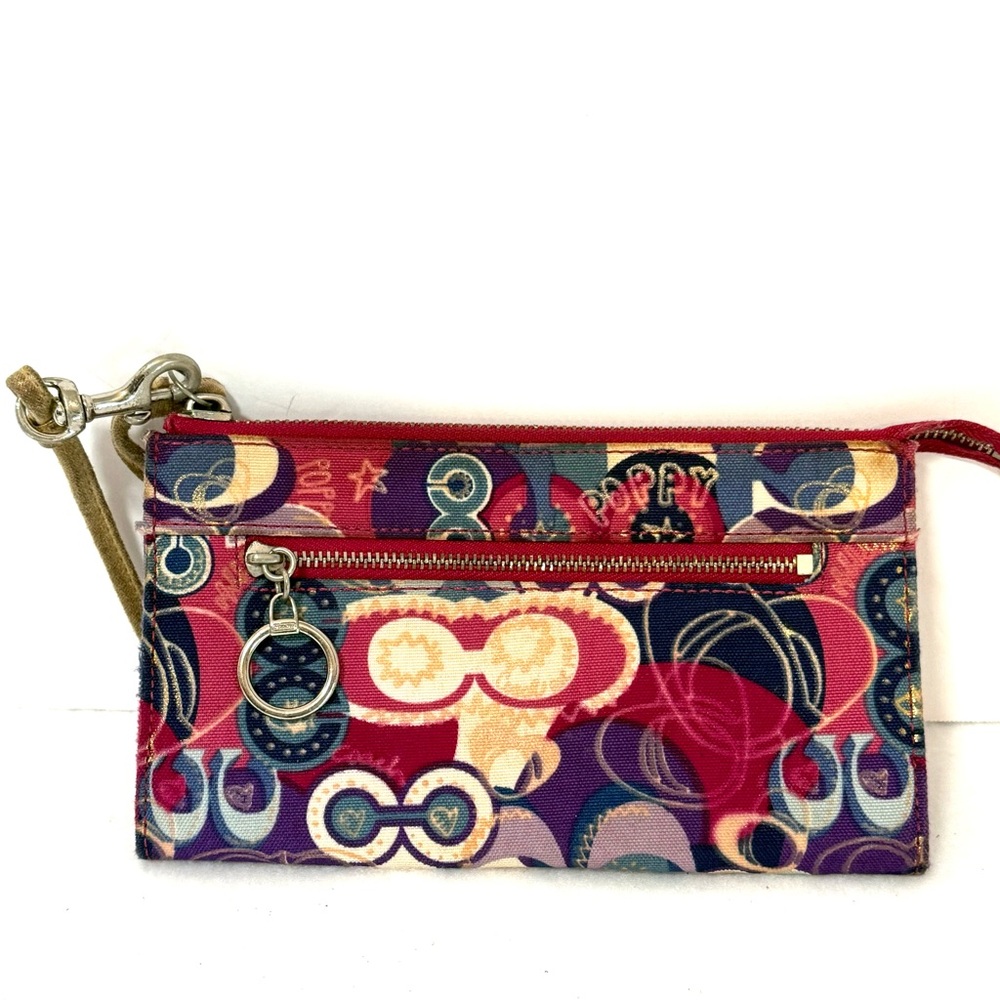COPY - Coach Poppy wristlet